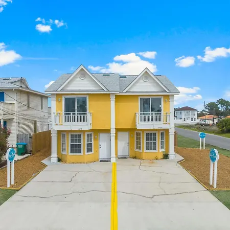 6400 Beach Dr - Seabatical A Villa